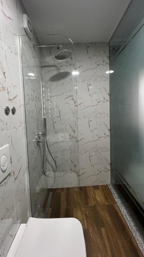 Vila 90 Boutique Hotel Tirana Eksteriør billede