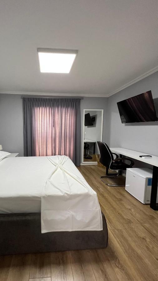 Vila 90 Boutique Hotel Tirana Eksteriør billede