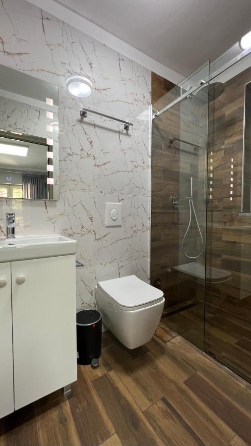 Vila 90 Boutique Hotel Tirana Eksteriør billede